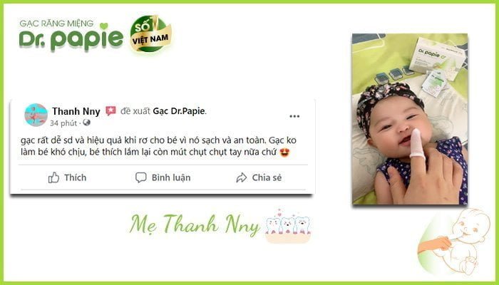 Mẹ Thanh Nny chia sẻ: " Gạc rất dễ sử dụng và hiệu quả khi rơ cho bé vì nó sạch và an toàn, gạc không làm bé khó chịu, bé thích lắm còn hay mút chụt chụt tay mẹ"