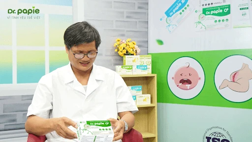 4 bậc sốt, cách hạ sốt theo bậc chuẩn từ Tiến sĩ Y khoa 4 bac sot cach ha sot theo bac chuan tu tien si y khoa 2