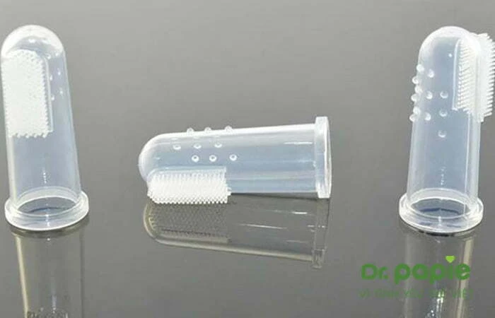 Có nên dùng rơ lưỡi silicon? Ưu nhược điểm và phương pháp thay thế Tưa lưỡi silicon
