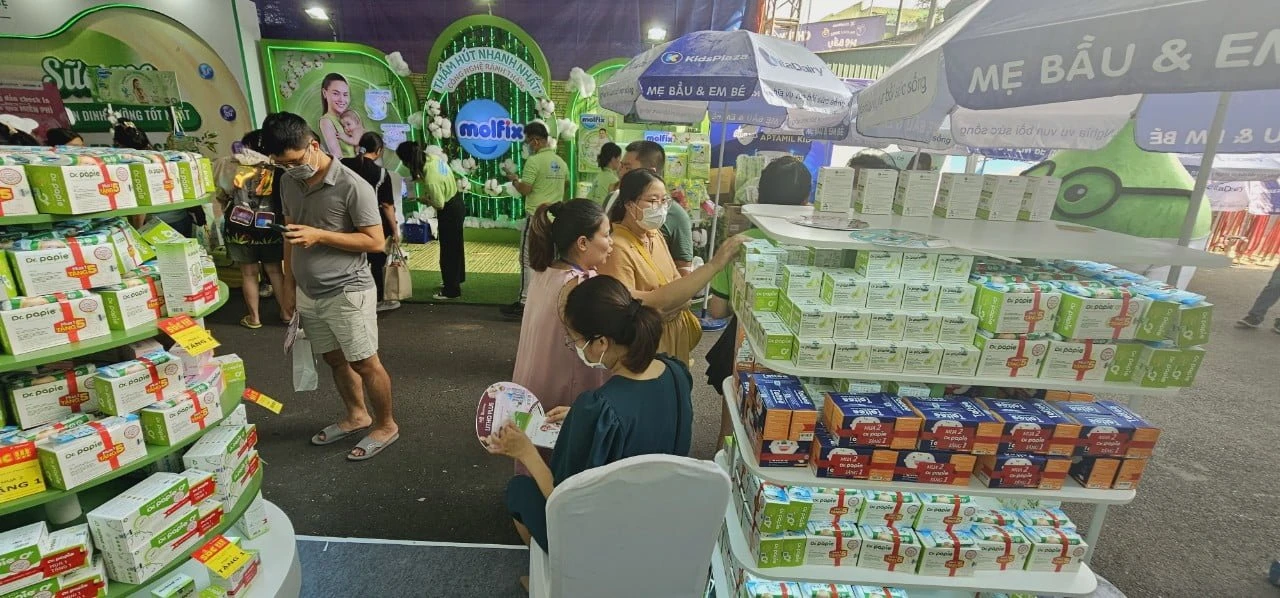 Dr Papie đồng hành cùng Kidsplaza tại "Festival Mẹ bầu và em bé 2023" dr papie dong hanh cung kidsplaza tai festival me bau va em be 2023 2