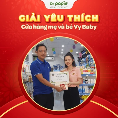 Dr.Papie trao gần 200 triệu đồng cho các khách hàng đạt giải chương trình tri ân cuối năm Cửa hàng mẹ và bé Vy Baby