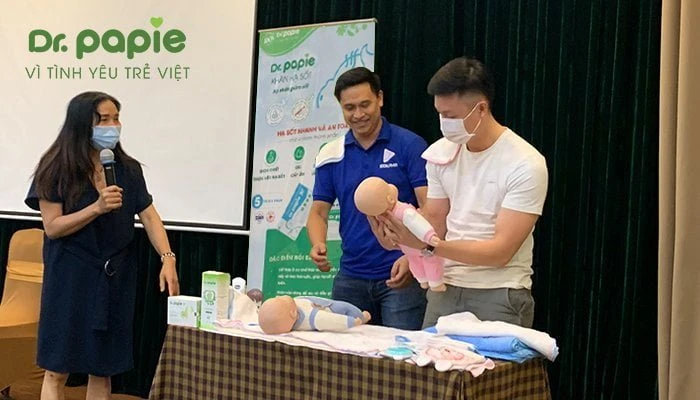 Dr.Papie tự hào đồng hành cùng ba mẹ tại lớp học tiền sản Bibomart dr papie tu hao dong hanh cung ba me tai lop hoc tien san bibomart 3