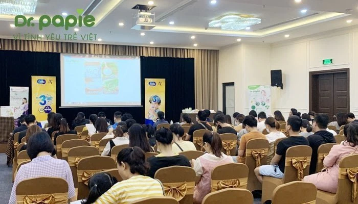 Dr.Papie tự hào đồng hành cùng ba mẹ tại lớp học tiền sản Bibomart dr papie tu hao dong hanh cung ba me tai lop hoc tien san bibomart