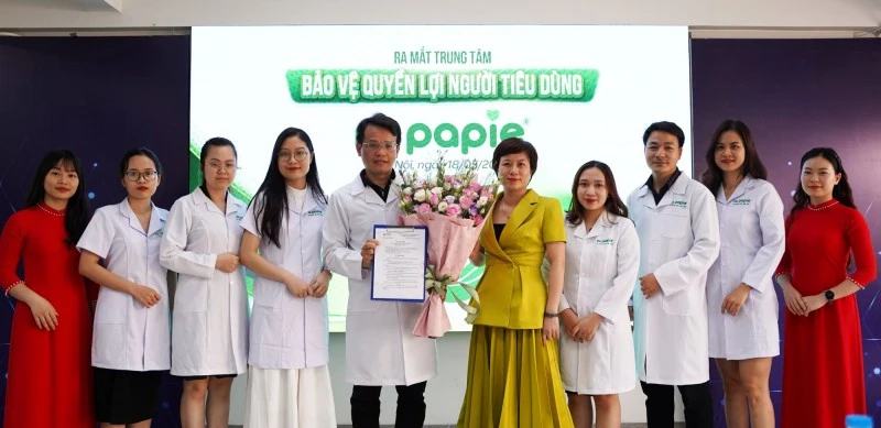 Kỉ Niệm 1 Năm Thành Lập Trung Tâm Bảo Vệ Quyền Lợi Người Tiêu Dùng Dr.Papie Kỷ niệm thành lập tt bảo vệ quyền lợi ntd Dr.Papie (3)