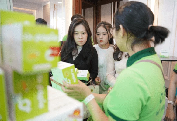 Nóng hừng hực gian hàng Dr.Papie tại The Queen's Day, bất ngờ nhận giải Nhãn hàng được yêu thích nhất Dr.Papie đem đến chương trình khuyến mãi vô cùng hấp dẫn