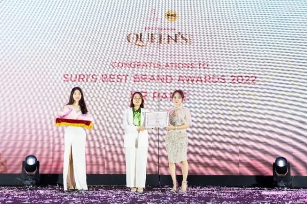 Nóng hừng hực gian hàng Dr.Papie tại The Queen's Day, bất ngờ nhận giải Nhãn hàng được yêu thích nhất Dr.Papie được vinh danh Nhãn hàng được yêu thích nhất