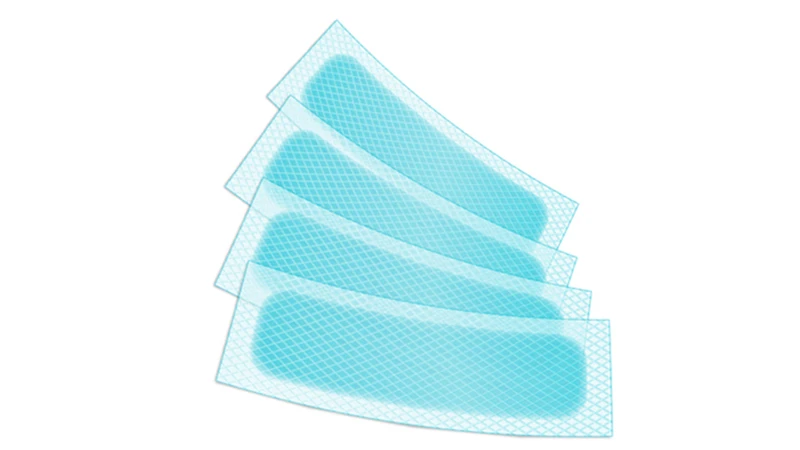 So sánh khăn hạ sốt và miếng dán hạ sốt, loại nào tốt hơn? Miếng dán hạ sốt