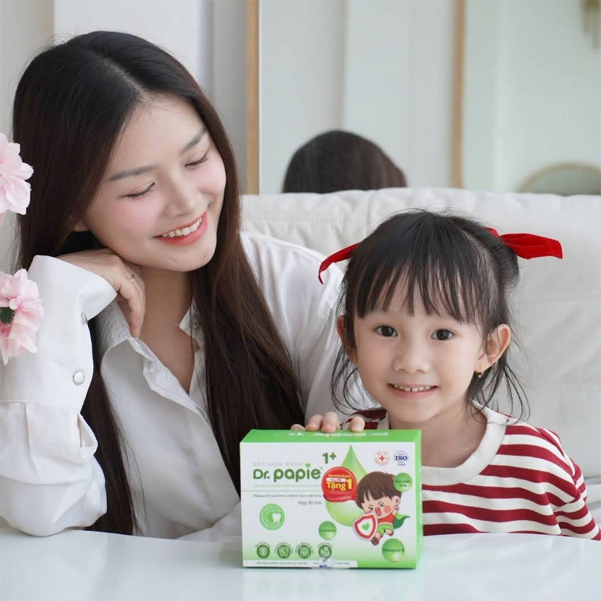 Talkshow “Mảng bám – thủ phạm chính gây sâu sún răng ở trẻ 1 – 3 tuổi”: Cha mẹ cần biết gì để bảo vệ răng sữa cho con? talkshow mang bam thu pham chinh gay sau sun rang o tre 1 3 tuoi cha me can biet gi de bao ve rang sua cho con 2