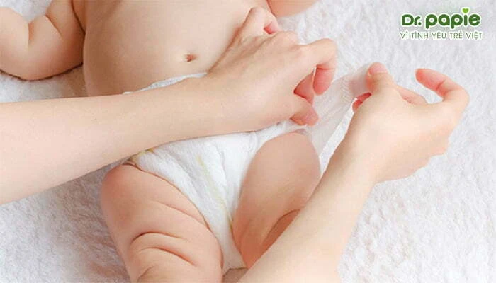 Trẻ bị hăm bỉm - Những điều quan trọng mẹ cần biết  Trẻ bị hăm bỉm