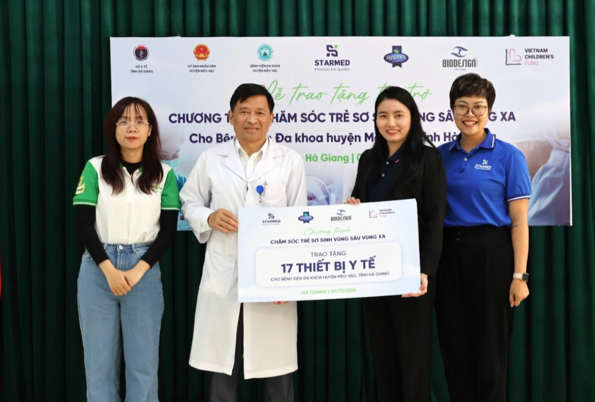 125 em bé được ở lại Mèo Vạc 1 125 em be duoc o lai Meo Vac