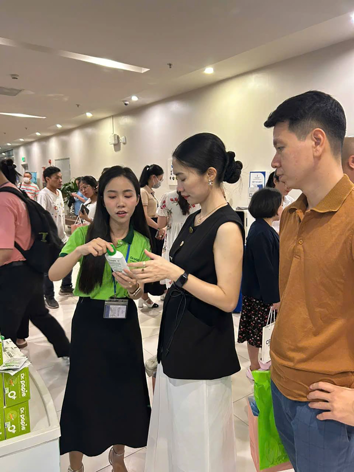 Dr.Papie & Hành trình đồng hành cùng mẹ bầu: Gói trọn yêu thương 3 Hanh trinh dong hanh cung me bau