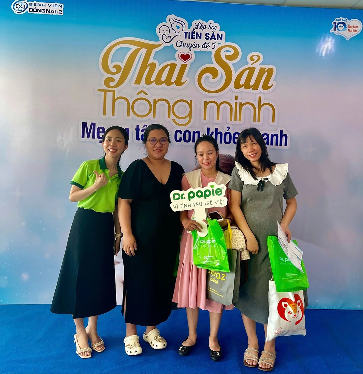 Dr.Papie & Hành trình đồng hành cùng mẹ bầu: Gói trọn yêu thương 4 Hanh trinh dong hanh cung me bau